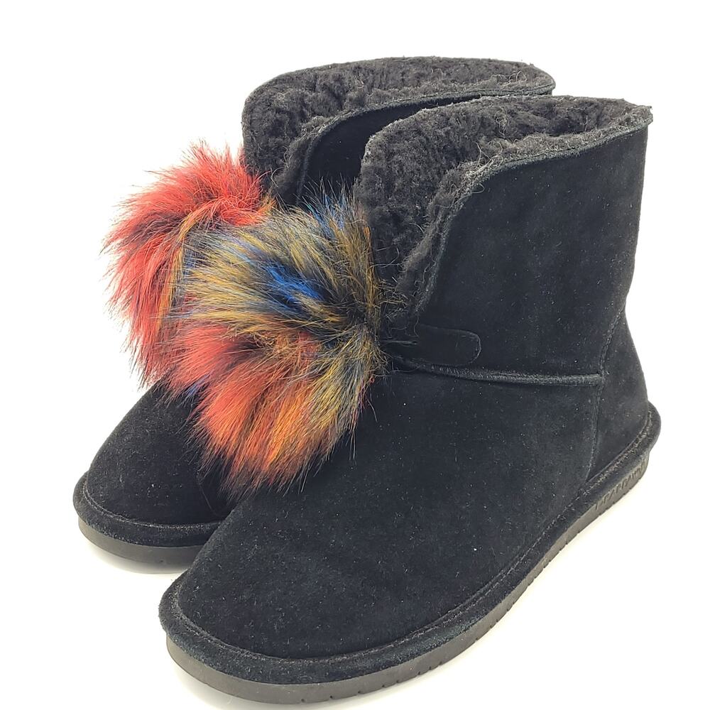BEARPAW boots Libby Suede Sheepskin wool Black Multicolor Pom Size 9